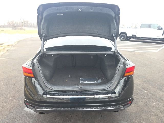 Used 2022 Nissan Altima 2.5 SR w/ Midnight Edition Package image 10