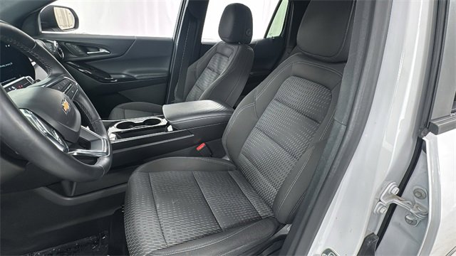 Used 2025 Chevrolet Equinox LT image 10