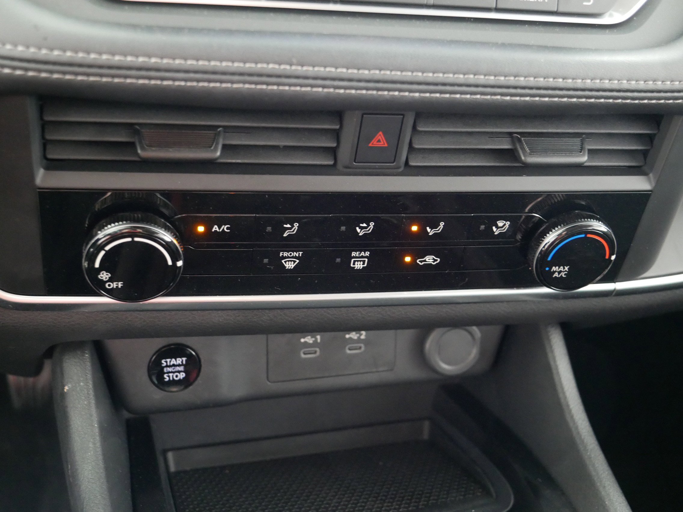 Used 2024 Nissan Rogue S AWD/4WD image 23