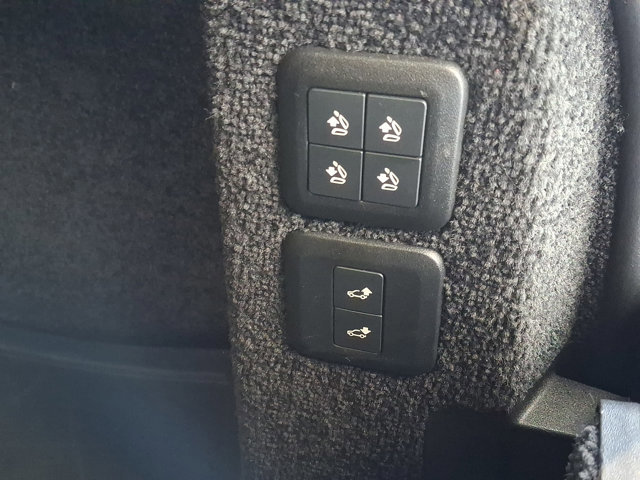 Used 2020 Land Rover Range Rover HSE image 31