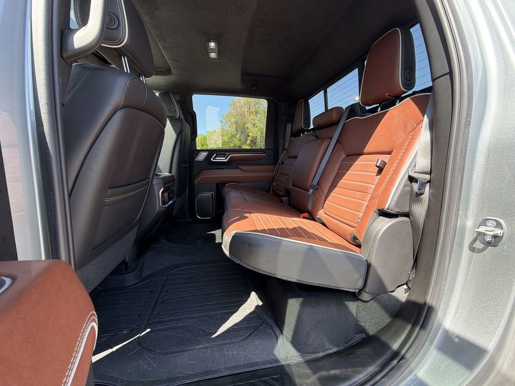Certified 2024 GMC Sierra 3500 Denali Ultimate AWD/4WD image 33