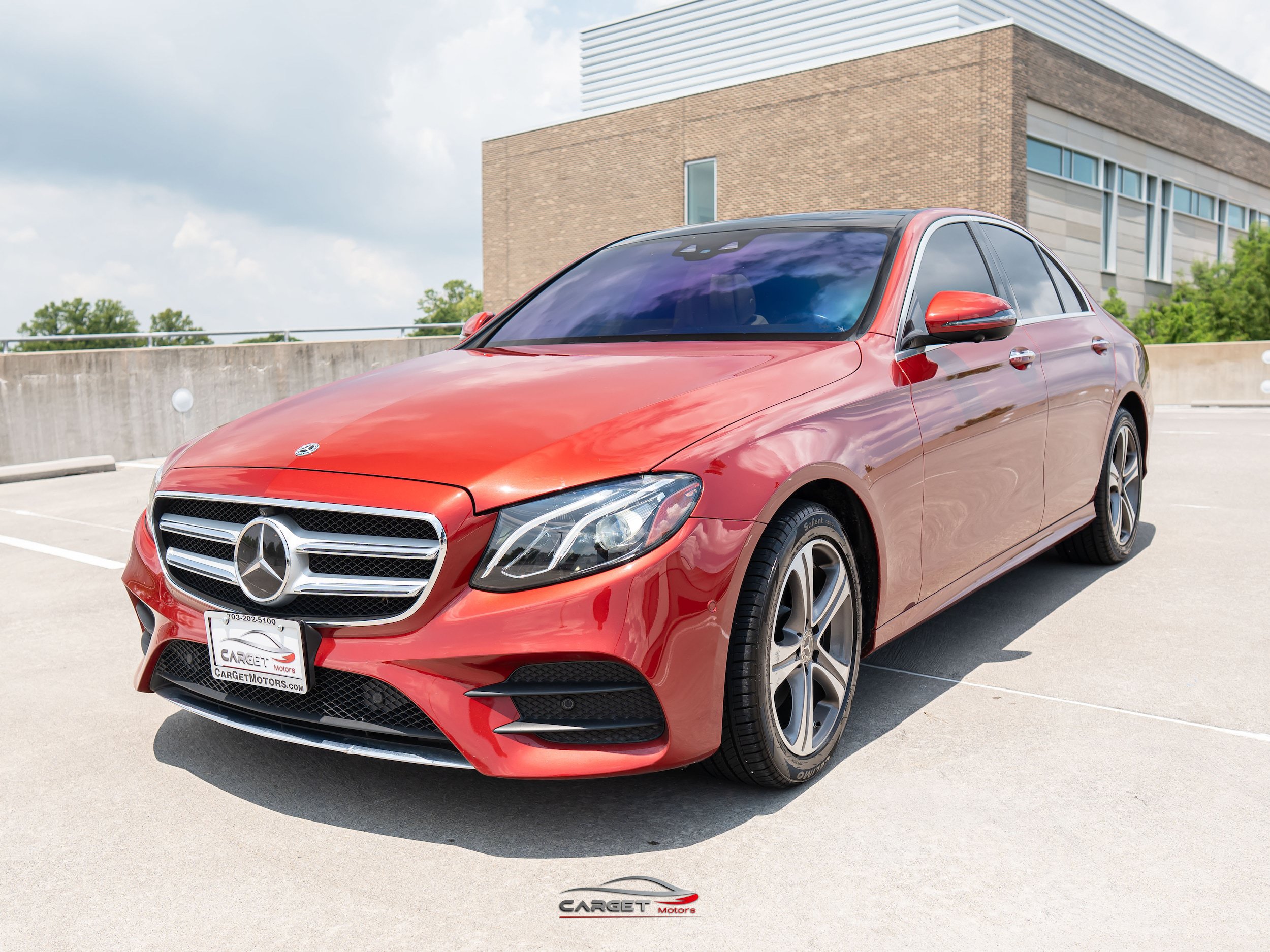 Used 2019 Mercedes-Benz E 300 image 3