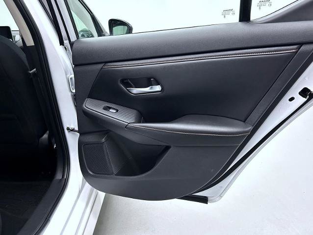 Certified 2023 Nissan Sentra SR w/ Midnight Edition Package FWD image 17