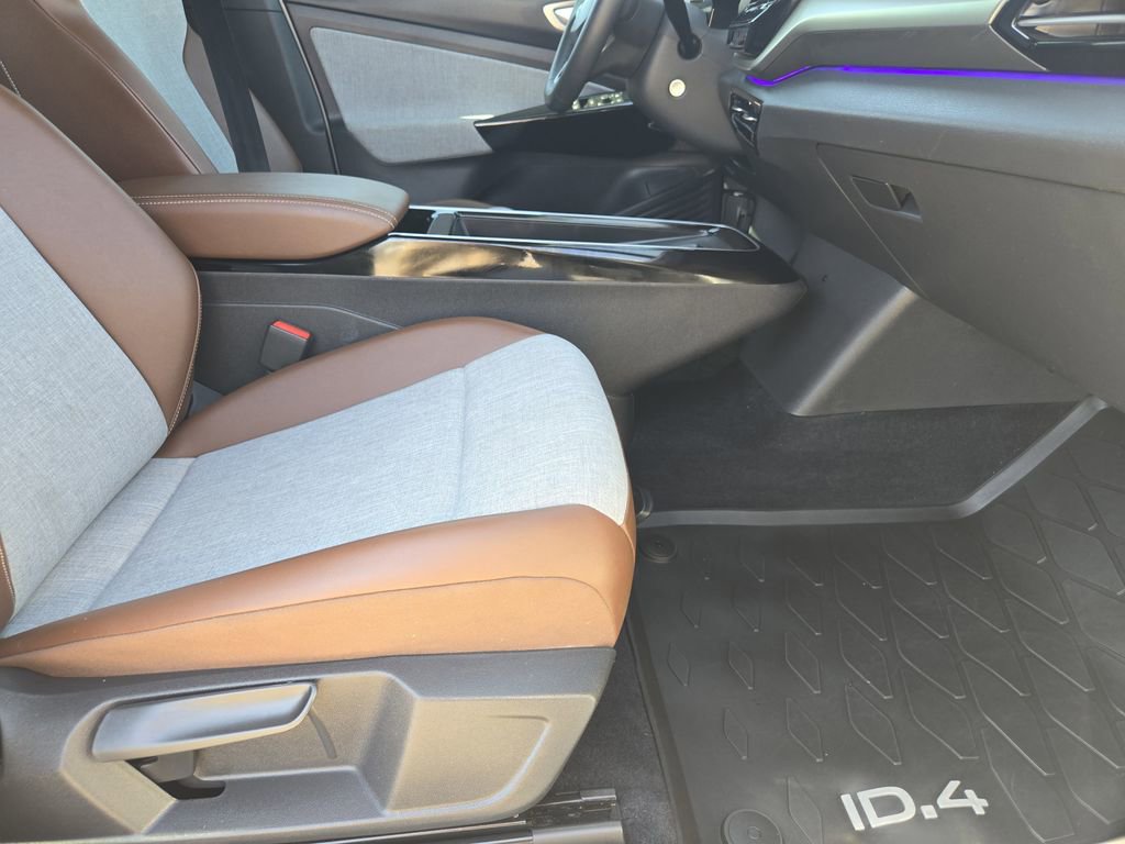 Used 2023 Volkswagen ID.4 Pro image 15