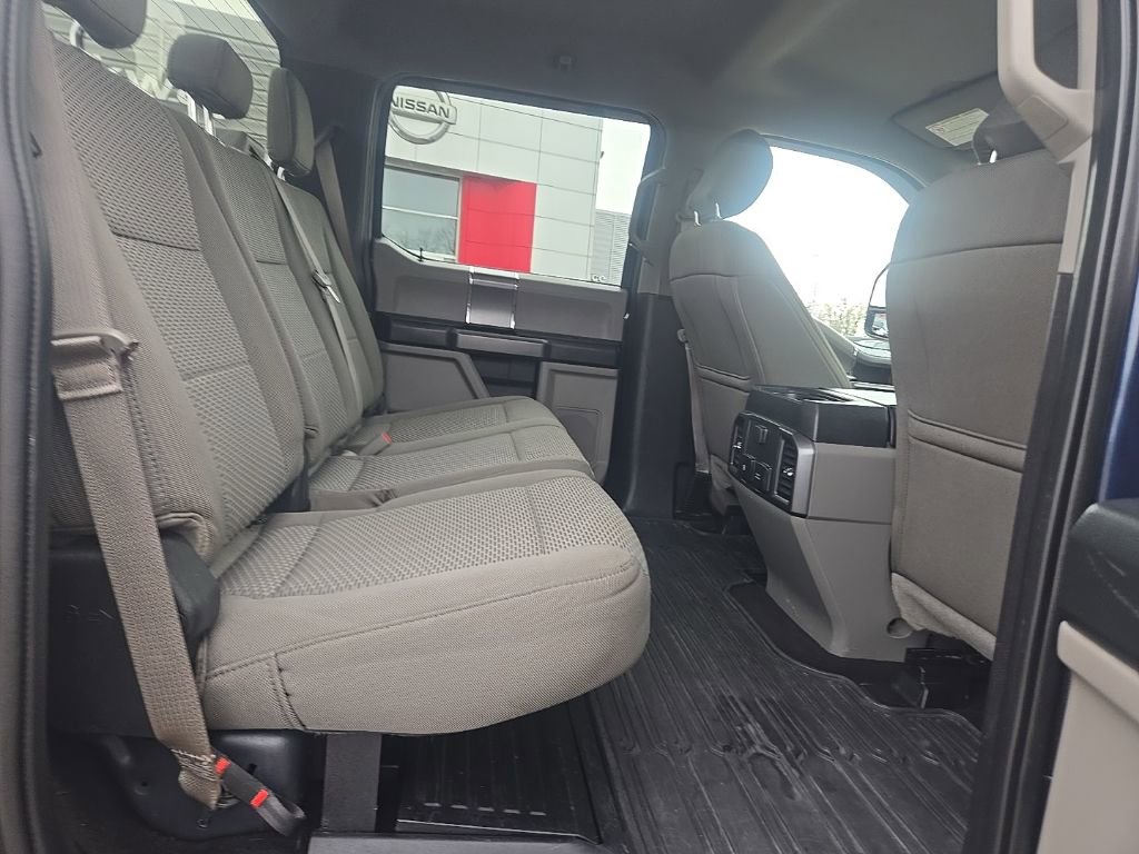 Used 2019 Ford F250 XLT w/ XLT Premium Package image 28