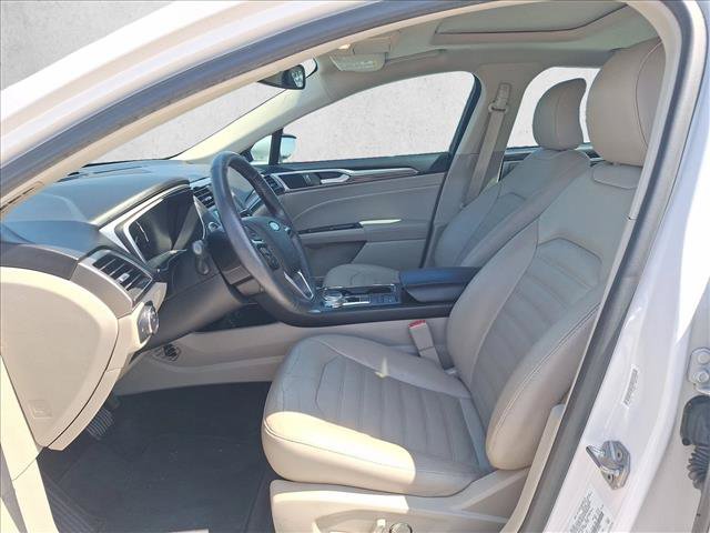 Used 2018 Ford Fusion Energi SE FWD image 15