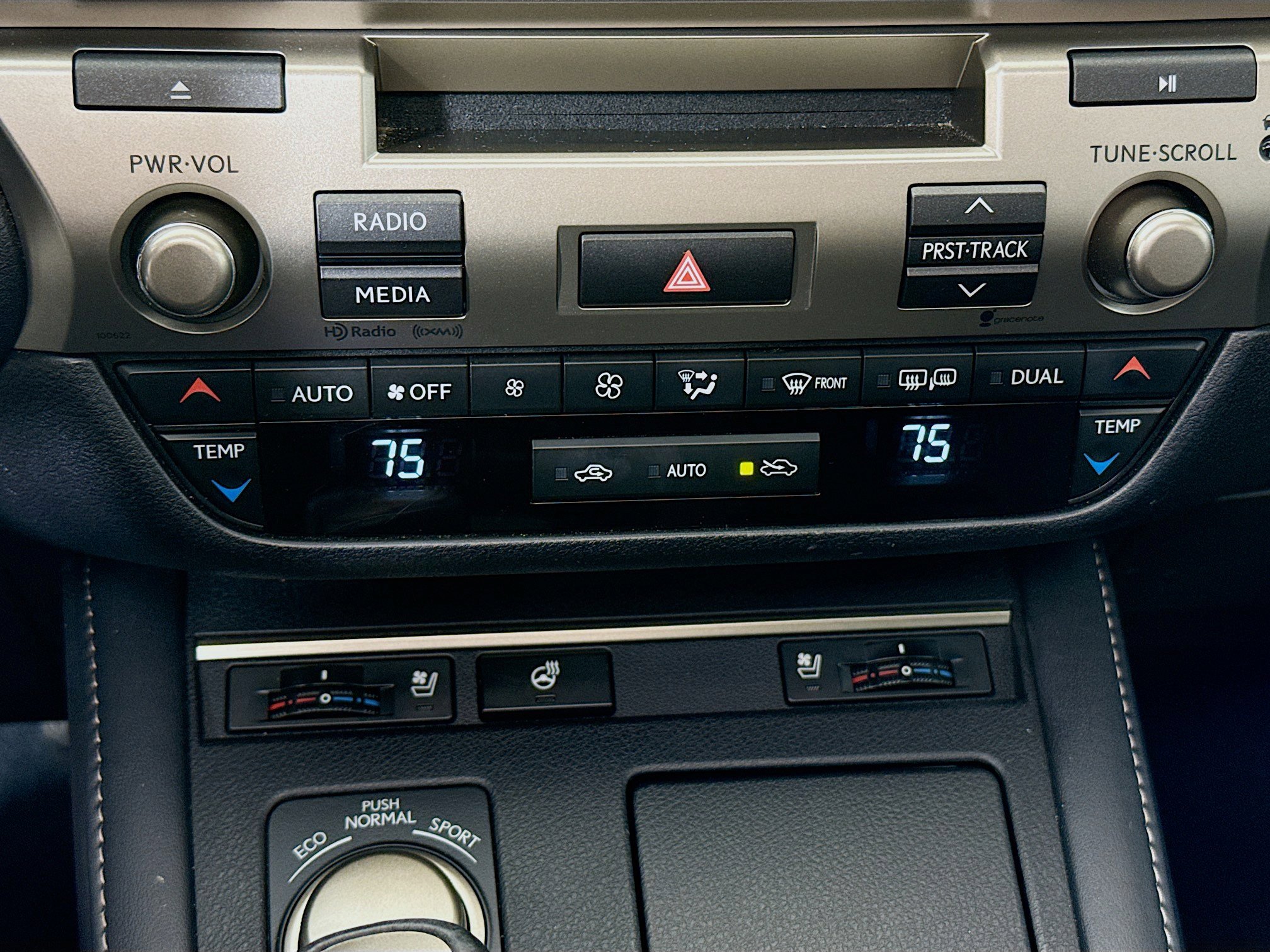 Used 2016 Lexus ES 350 w/ Premium Package w/Wood Trim image 17