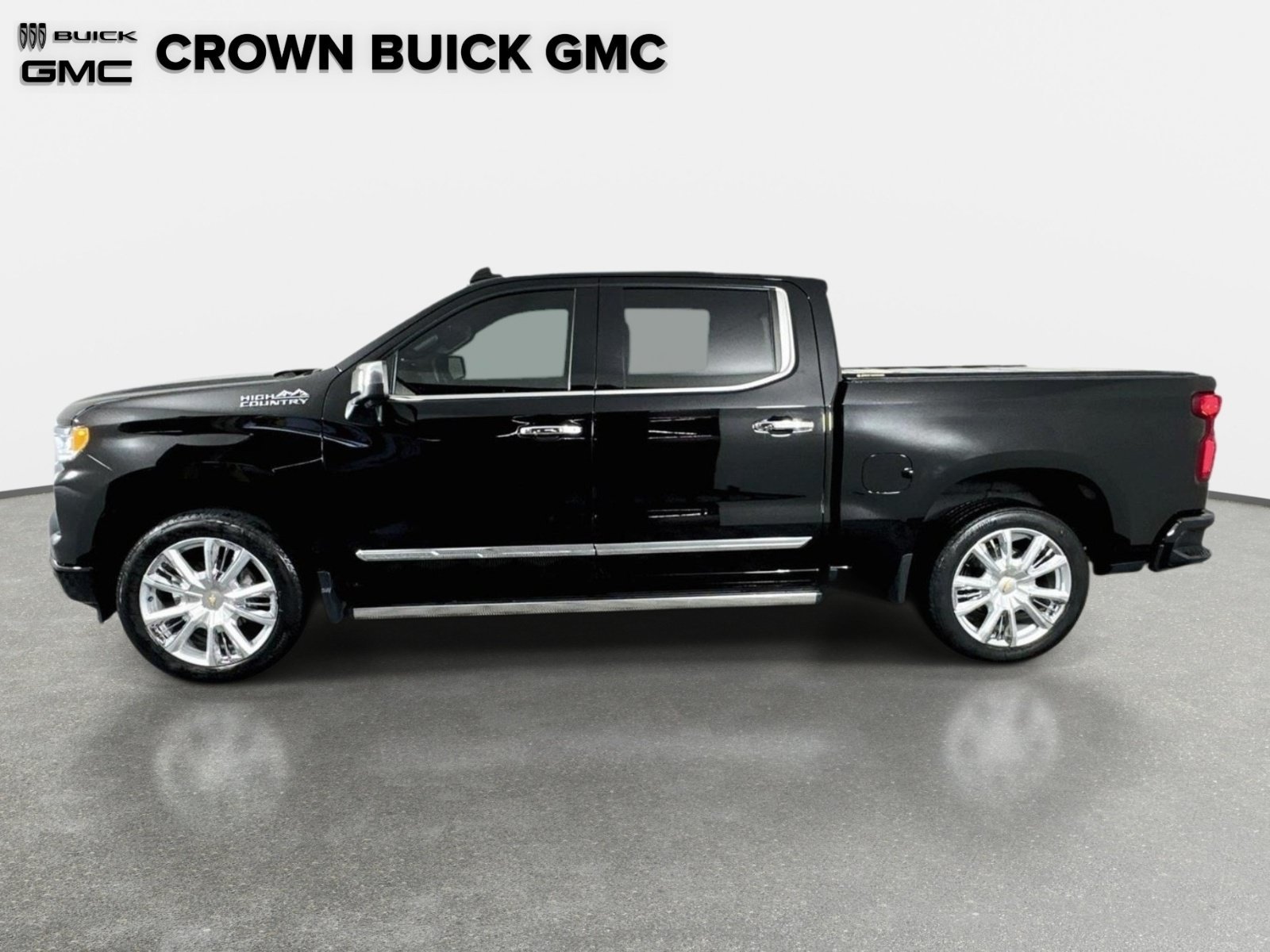 Certified 2024 Chevrolet Silverado 1500 High Country w/ High Country Premium Package AWD/4WD image 8