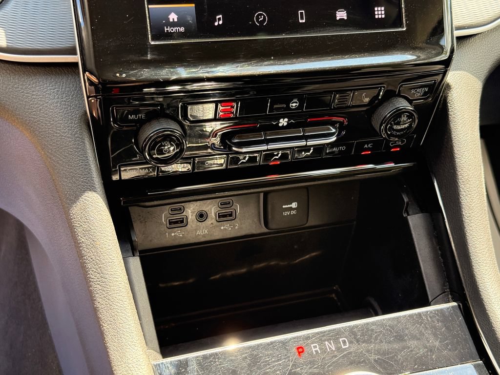 Used 2023 Jeep Grand Cherokee L Laredo AWD/4WD image 19
