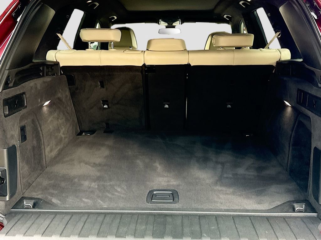 Used 2022 BMW X5 sDrive40i w/ M Sport Package image 11