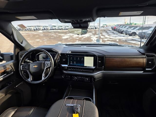 Used 2024 Chevrolet Silverado 3500 High Country w/ High Country Premium Package image 12