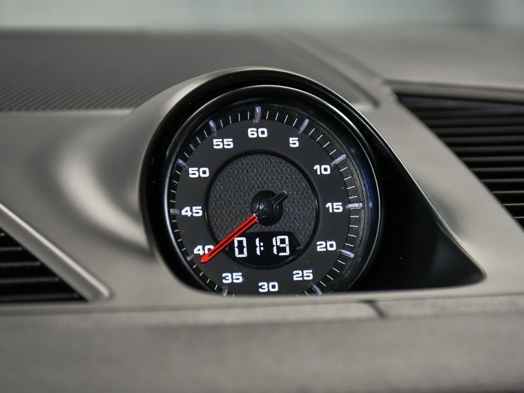 Used 2021 Porsche Cayenne Turbo w/ Assistance Package image 30