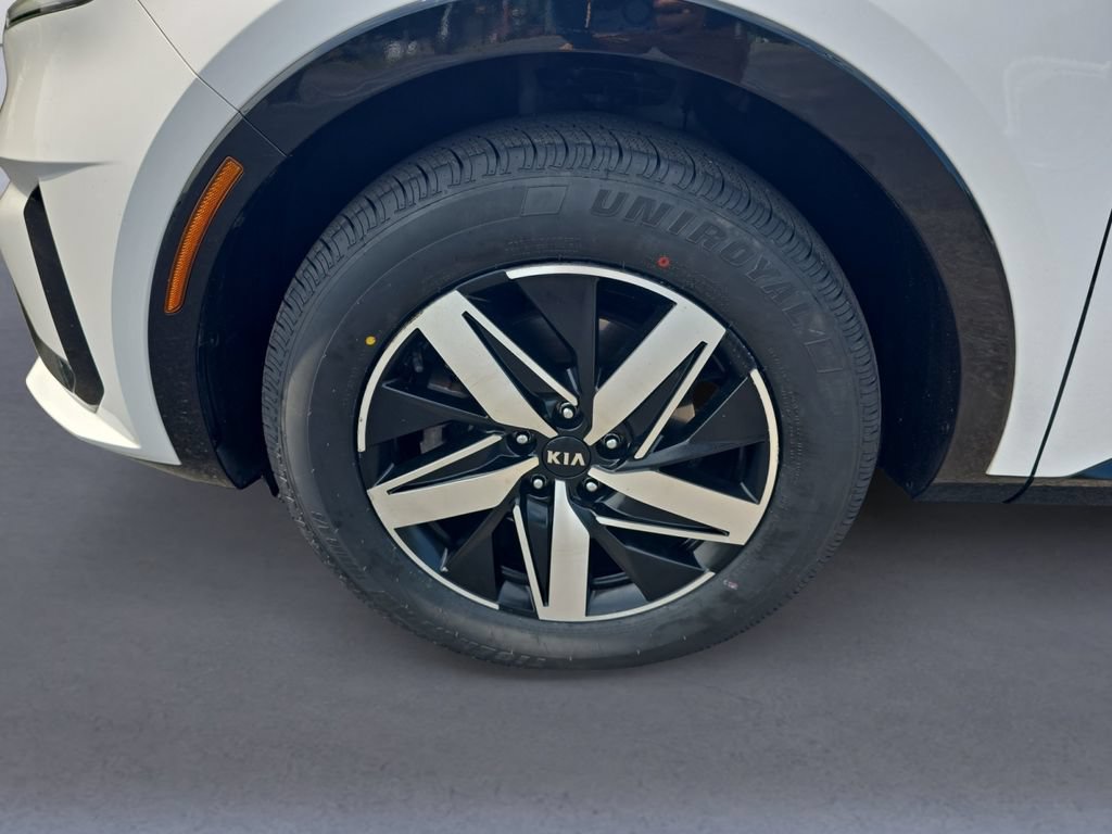 Used 2021 Kia Sorento S w/ Panoramic Sunroof Package FWD image 10