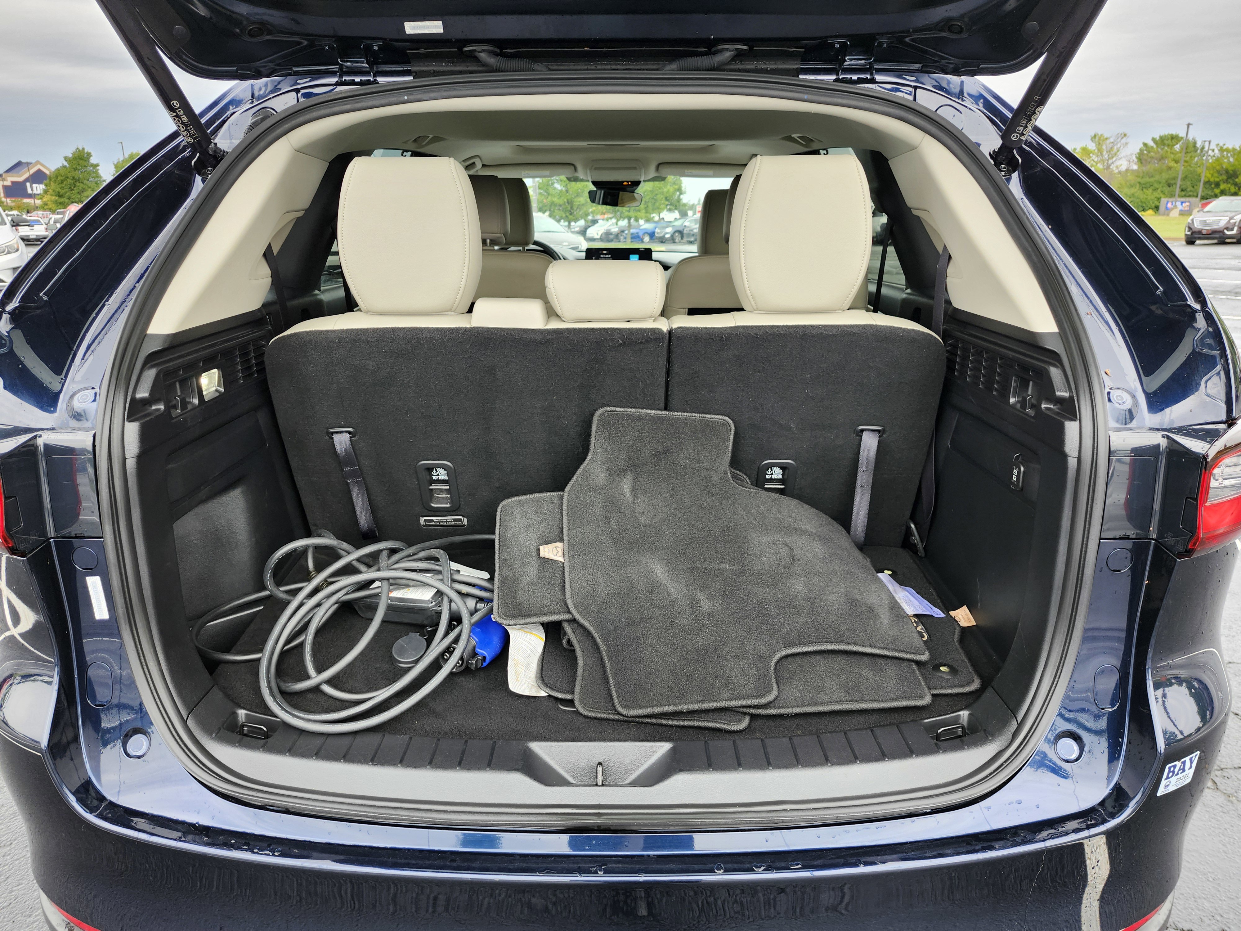 Used 2024 MAZDA CX-90 Plug-In Hybrid w/ Preferred image 12