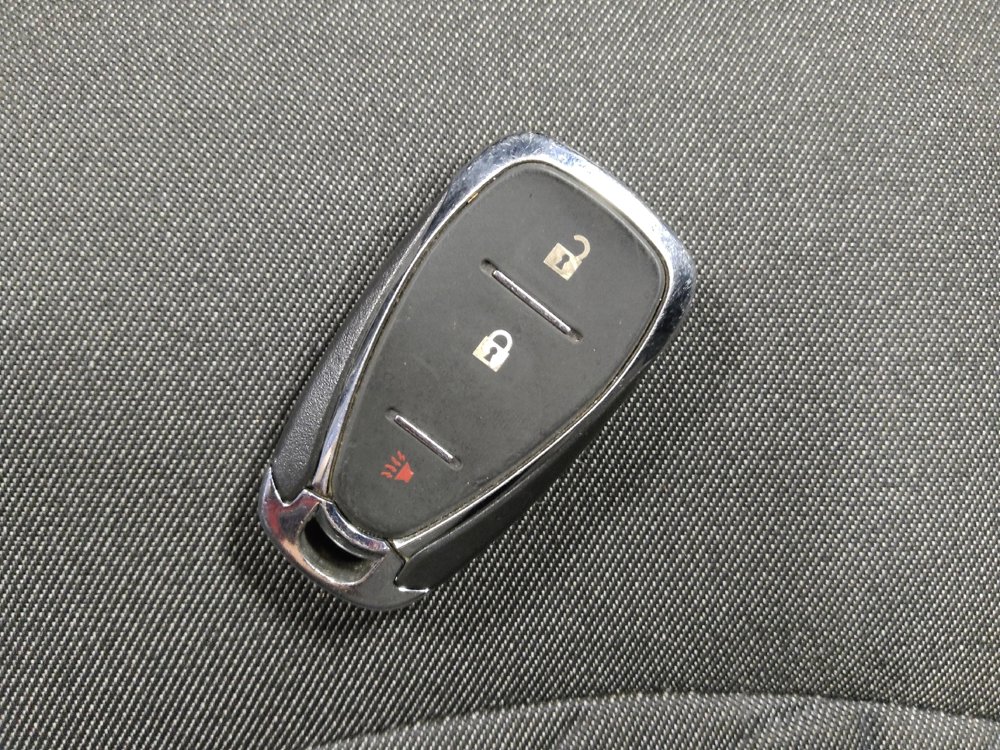 Used 2020 Chevrolet Equinox LT w/ LPO, Floor Liner Package AWD/4WD image 32