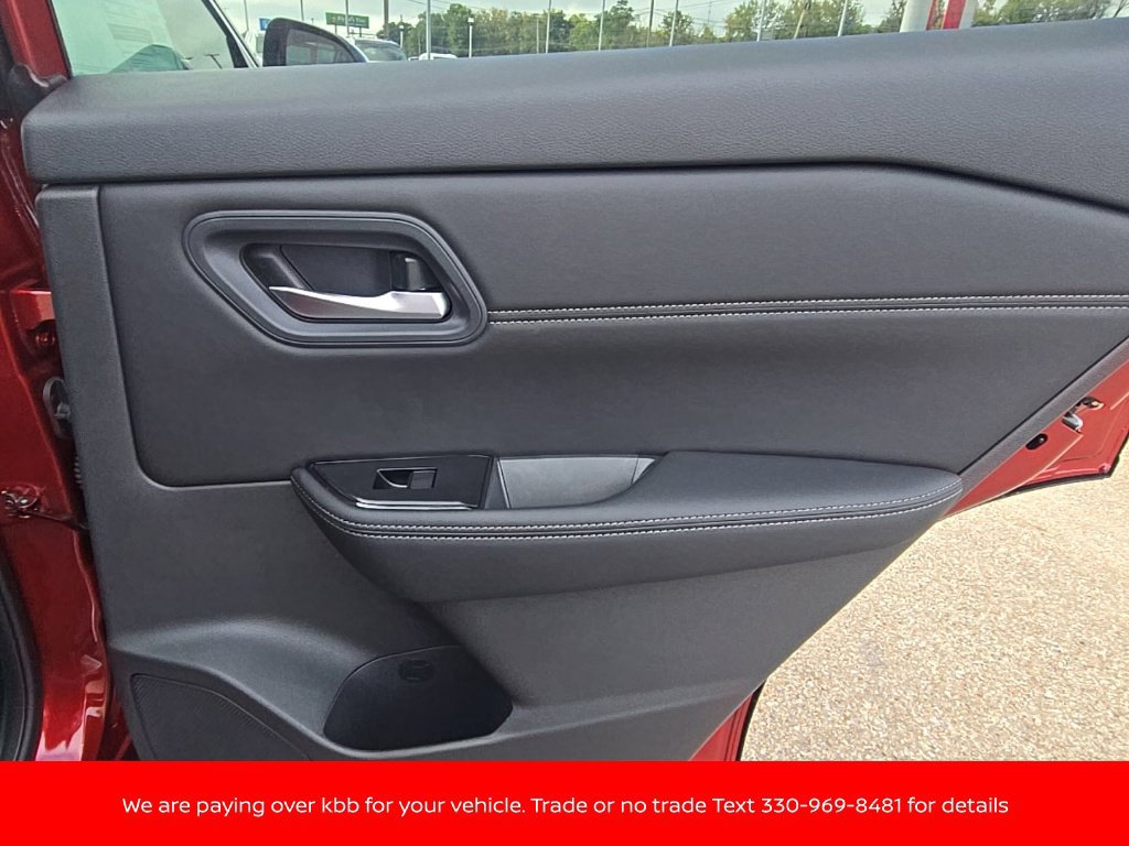 New 2026 Nissan Rogue Dark Armor AWD/4WD image 30