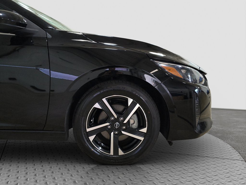 Used 2025 Nissan Sentra SV FWD image 28