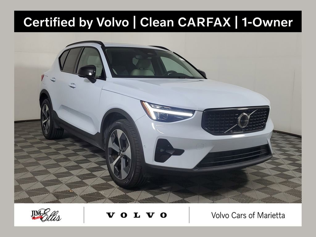 Used 2026 Volvo XC40 B5 Plus AWD/4WD video 1