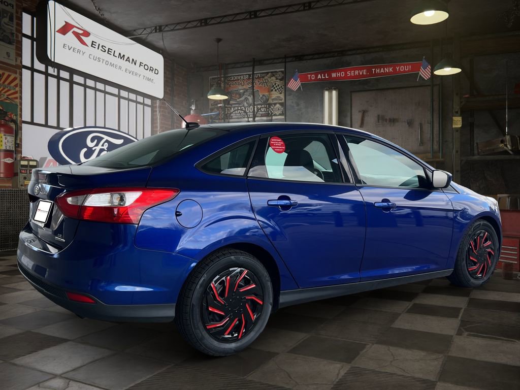 Used 2012 Ford Focus SE image 6