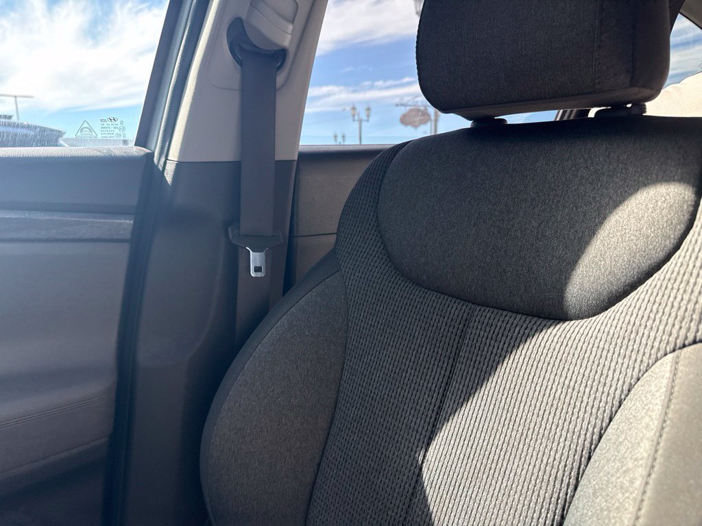 Used 2019 Hyundai Santa Fe SE AWD/4WD image 6