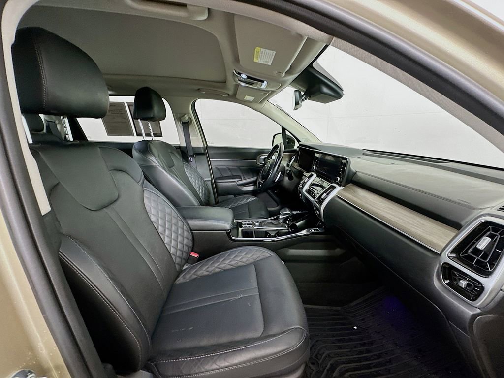 Used 2021 Kia Sorento SX Prestige image 30
