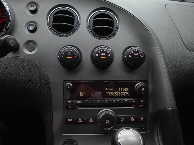 Used 2006 Pontiac Solstice Convertible w/ Premium Package RWD image 23