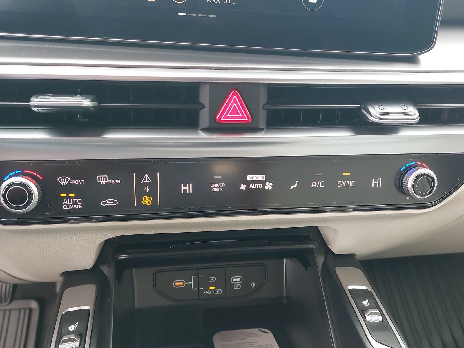 New 2026 Kia Sorento EX w/ EX Premium Package FWD image 20