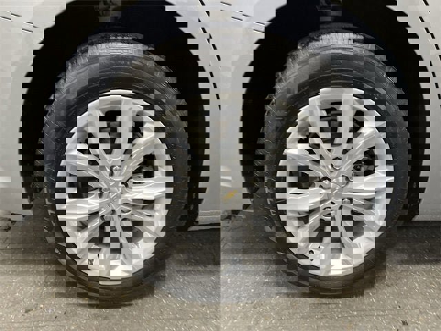 Certified 2024 Chevrolet Malibu LT image 33