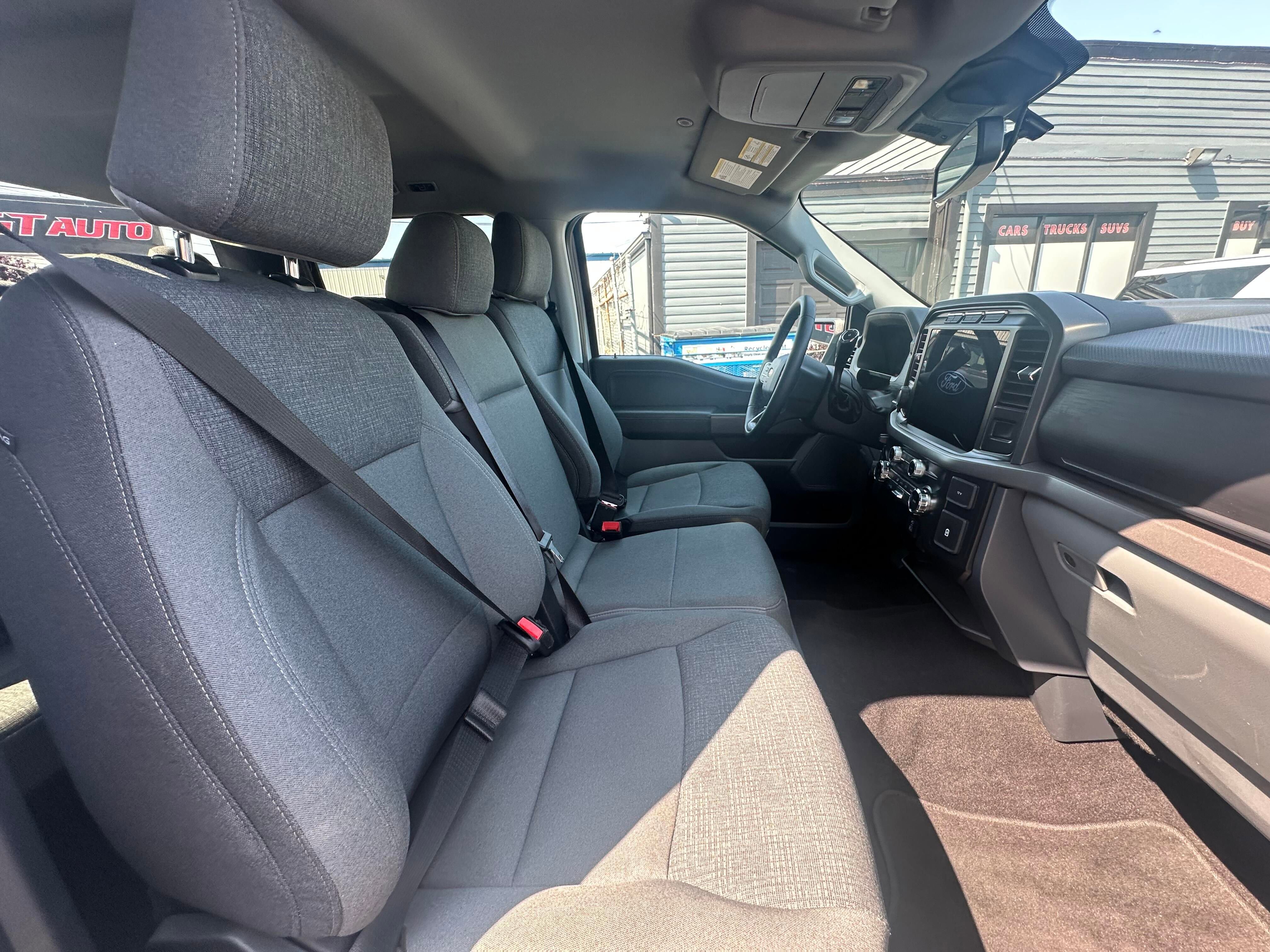 Used 2024 Ford F150 XLT w/ Tow/Haul Package image 13