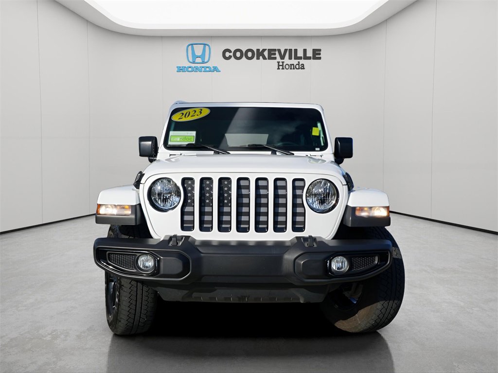 Used 2023 Jeep Wrangler Sahara image 4