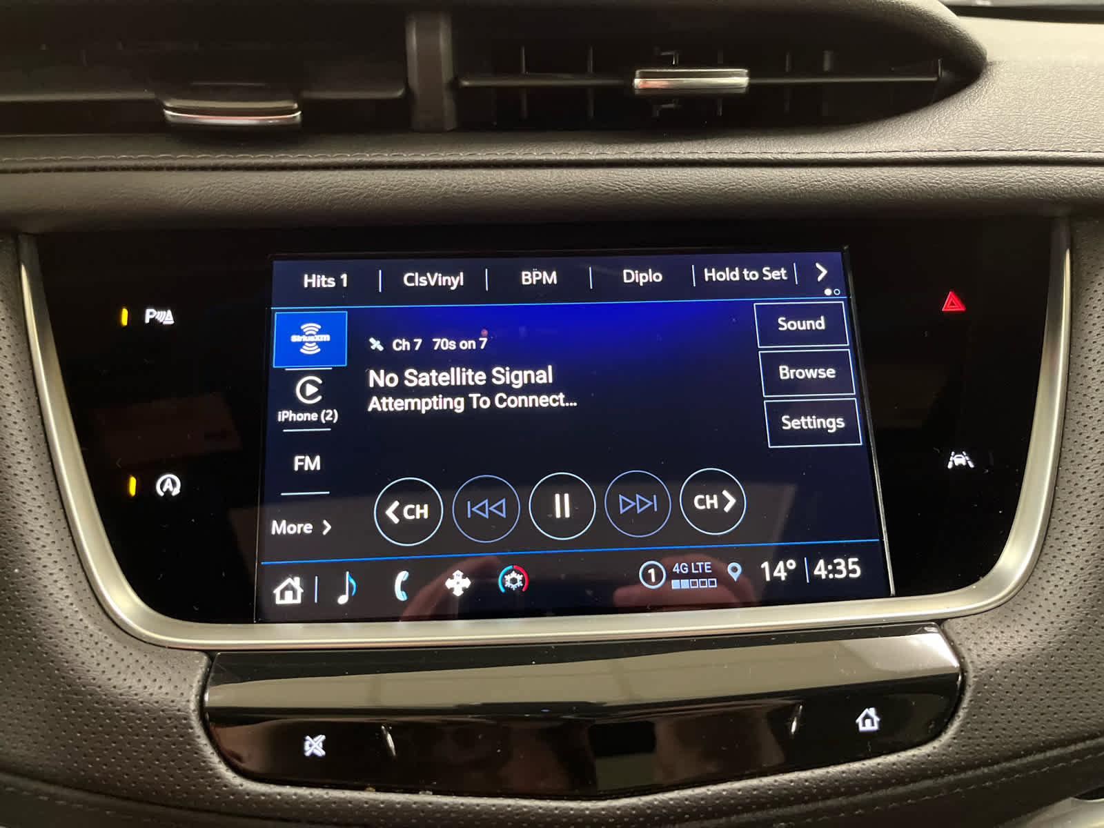 Used 2024 Cadillac XT6 Luxury w/ LPO, Floor Liner Package image 30