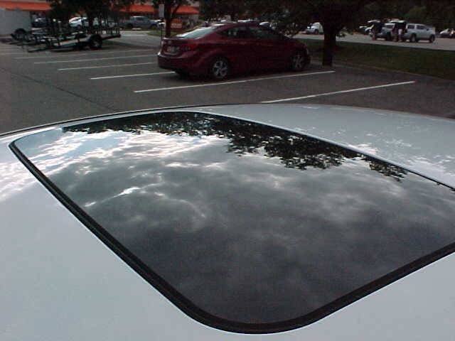 Used 2013 Ford Focus SE w/ Interior Protection Pkg FWD image 5