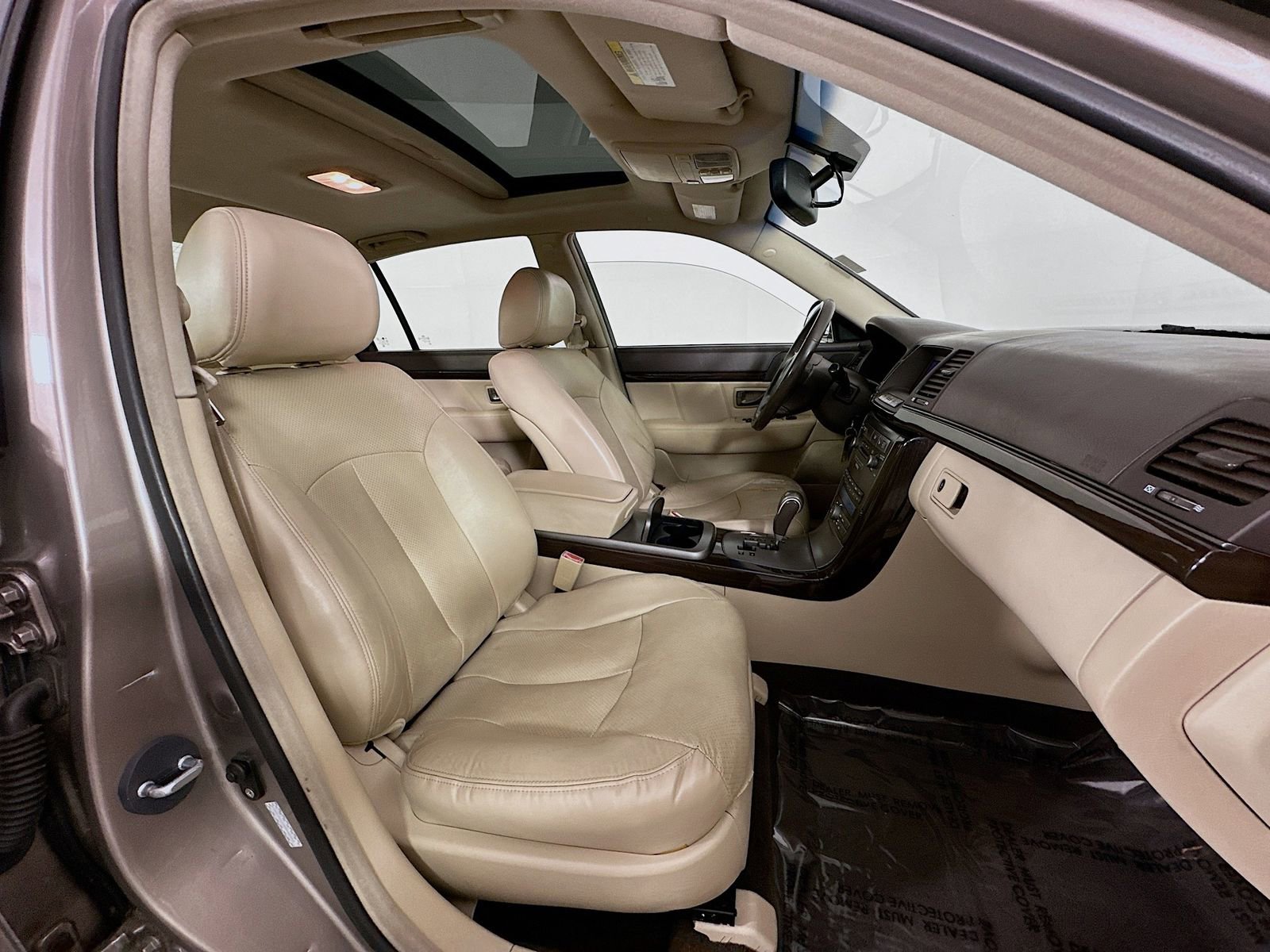 Used 2008 Kia Amanti w/ Leather Pkg FWD image 29