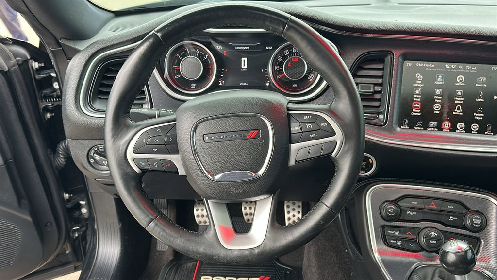 Used 2015 Dodge Challenger R/T Plus RWD image 25