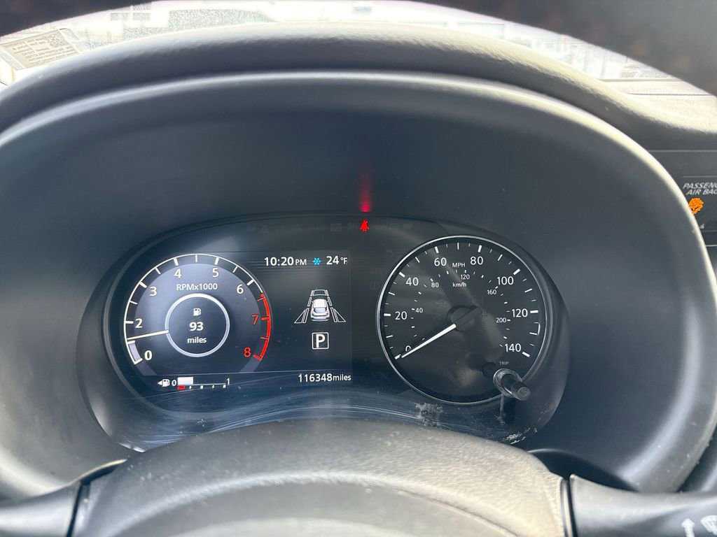 Used 2022 Nissan Kicks SR w/ Premium Package image 14