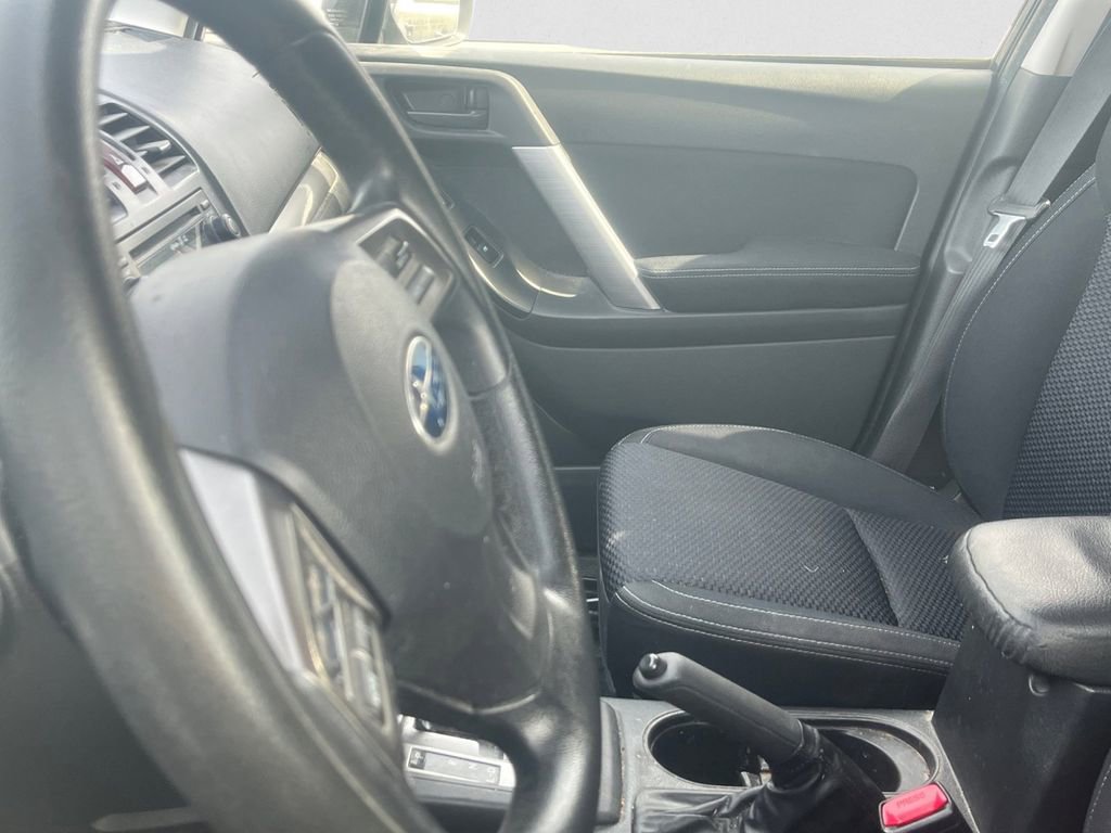 Used 2014 Subaru Forester 2.5i Premium w/ Popular Package #1 AWD/4WD image 7