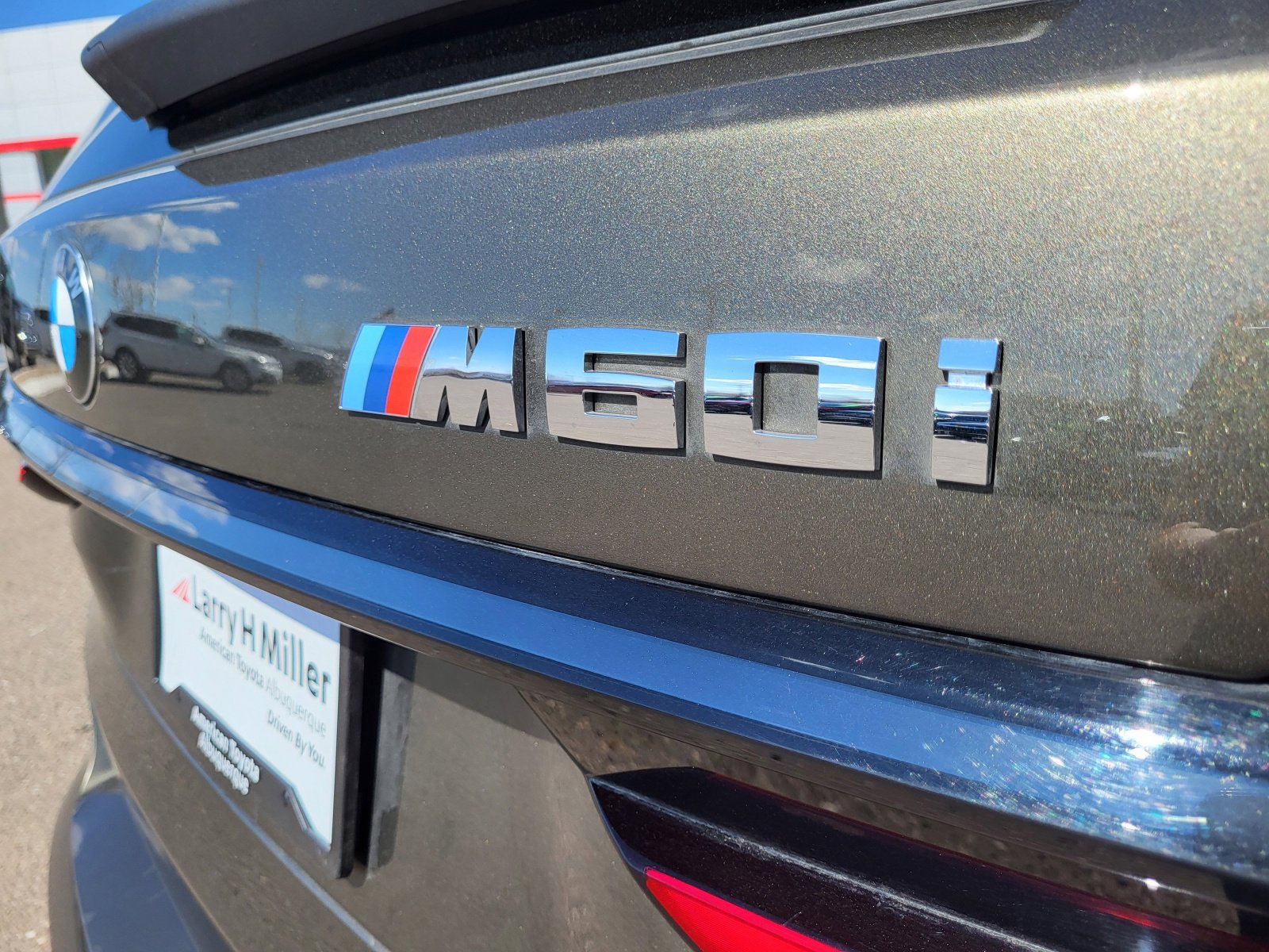 Used 2025 BMW X7 M60i image 32