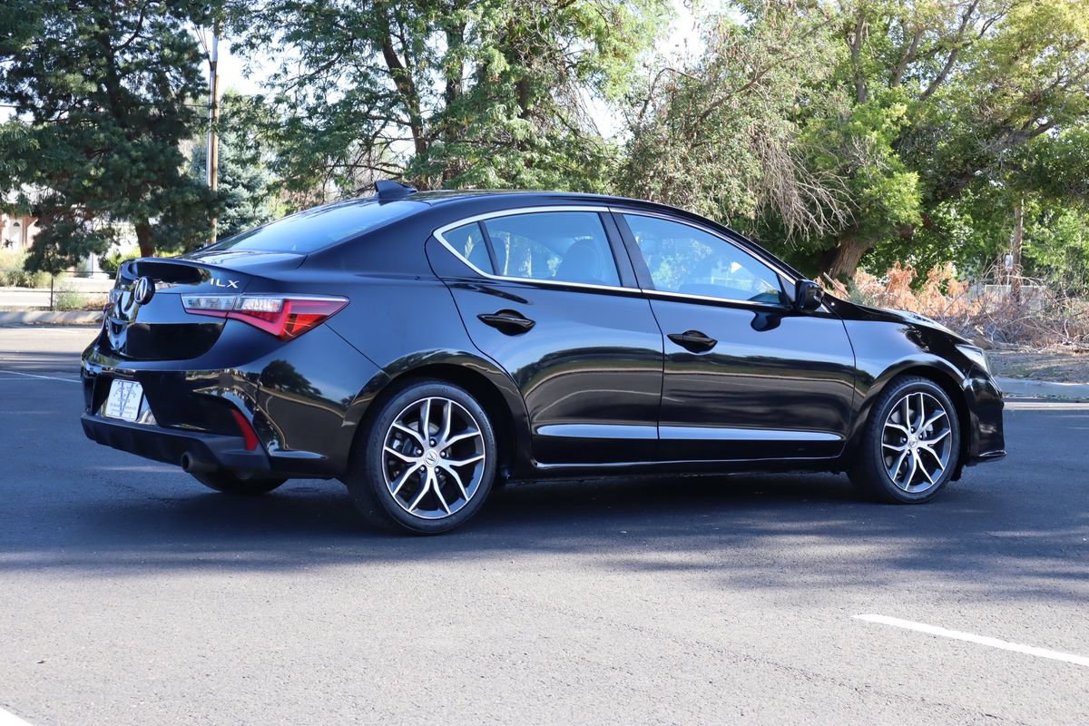 Used 2020 Acura ILX w/ Premium Package FWD image 5