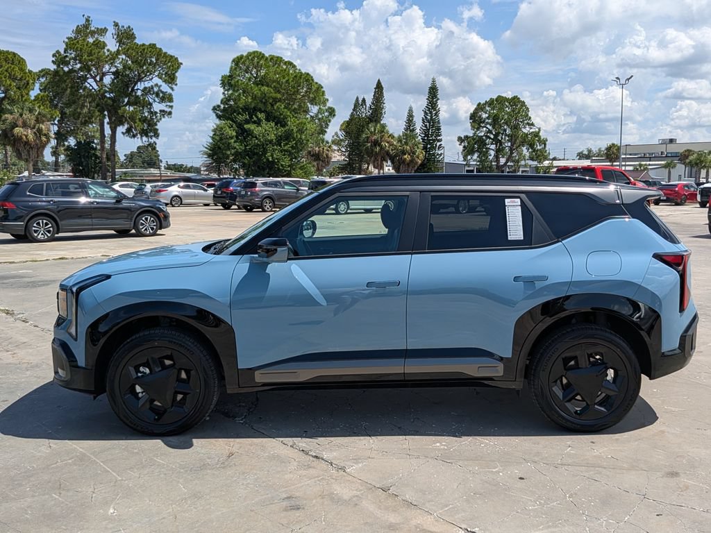 Used 2027 Kia Seltos X-Line S AWD/4WD image 4