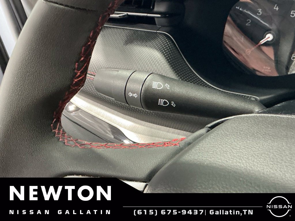 Used 2025 Jeep Compass Trailhawk AWD/4WD image 37