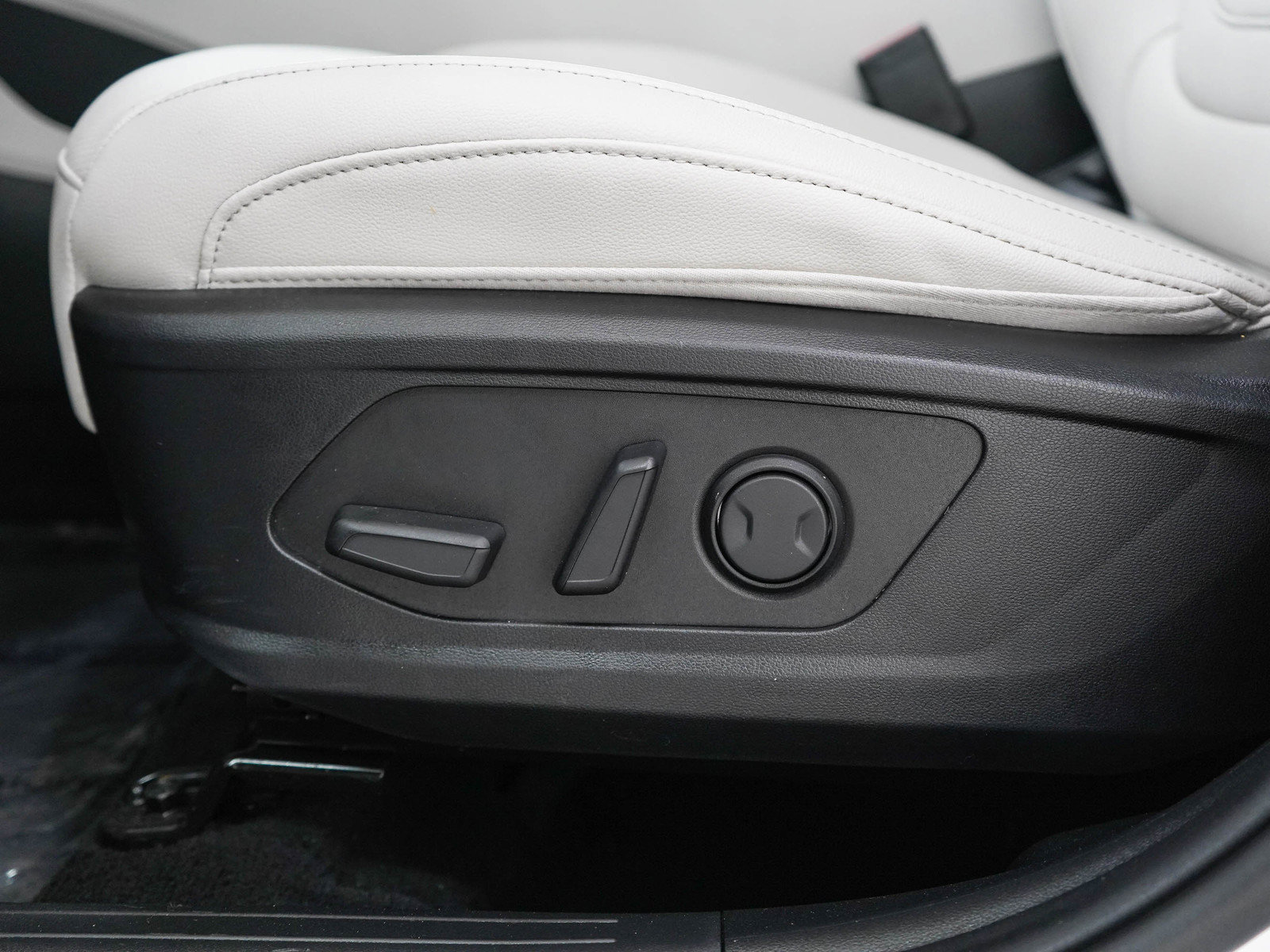 Used 2024 Hyundai Tucson SEL w/ Convenience Package AWD/4WD image 28