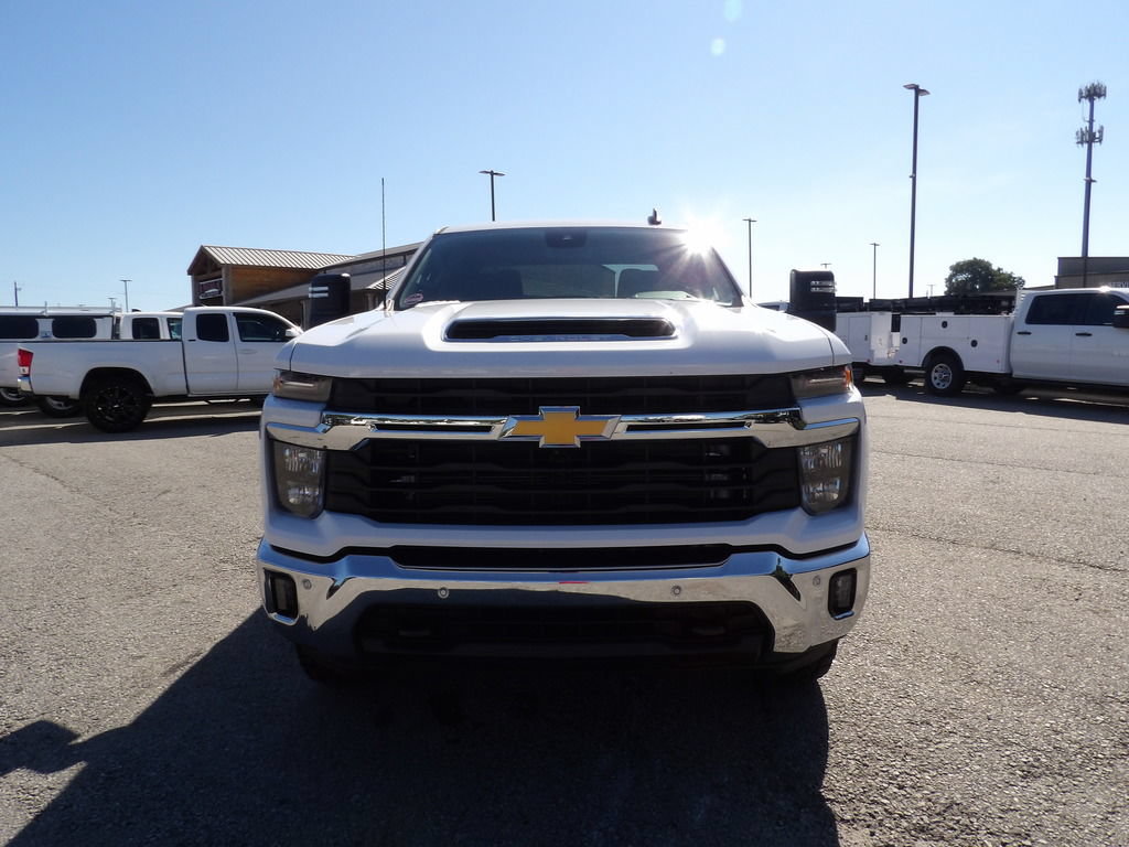 Used 2025 Chevrolet Silverado 3500 LT w/ Safety Package AWD/4WD image 12