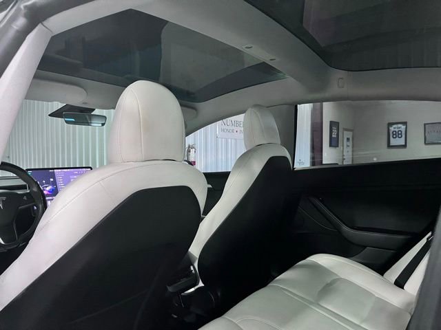 Used 2021 Tesla Model 3 Performance AWD/4WD image 9