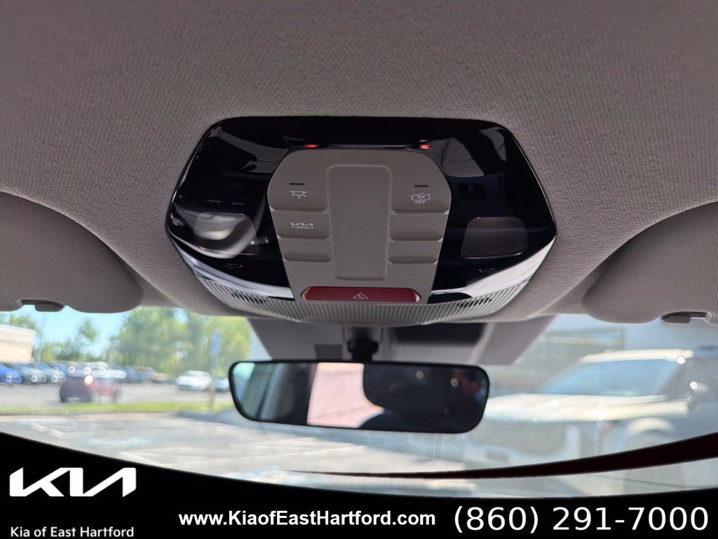 New 2026 Kia K4 FWD image 24