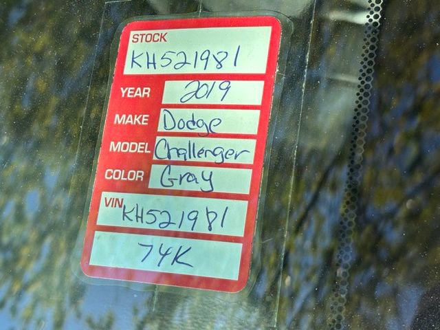 Used 2019 Dodge Challenger SXT w/ Blacktop Package RWD image 5