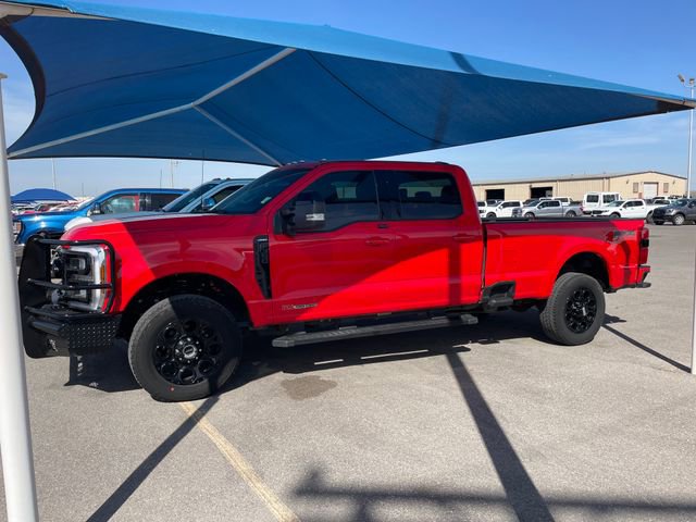 Used 2025 Ford F350 Lariat w/ Black Appearance Package image 5