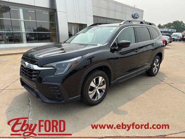Used 2025 Subaru Ascent Premium AWD/4WD image 1