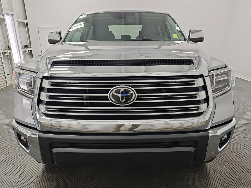 Used 2021 Toyota Tundra Limited w/ Limited Premium Package AWD/4WD image 4