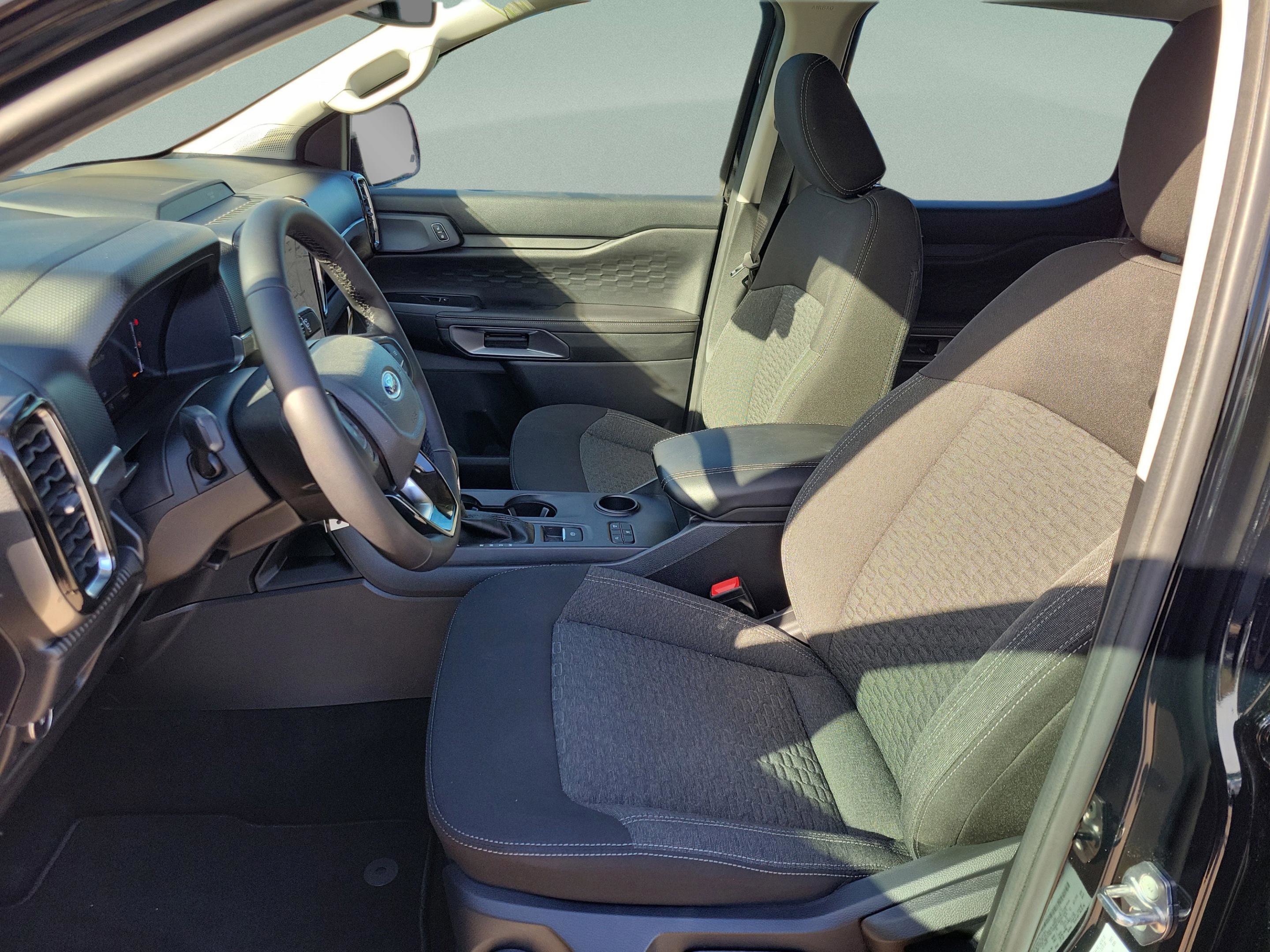 New 2025 Ford Ranger XLT w/ Trailer Tow Package image 9