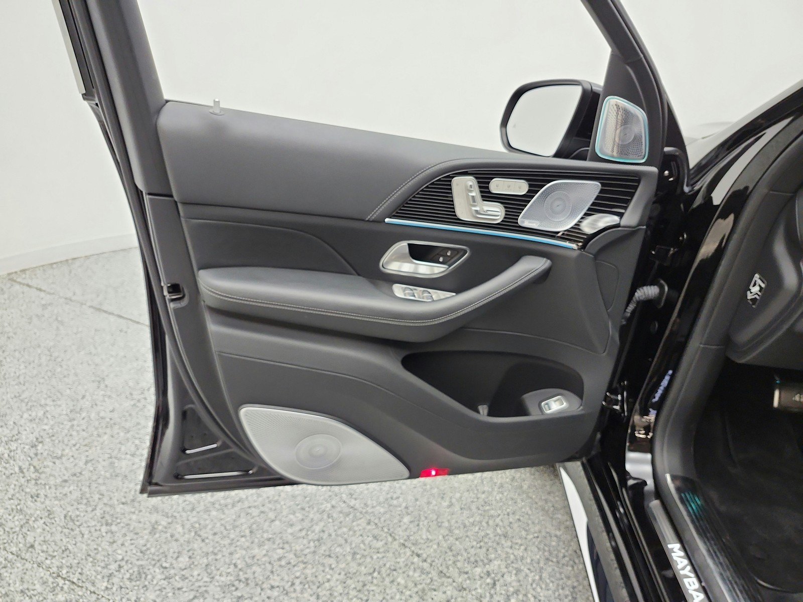 Certified 2021 Mercedes-Benz Maybach GLS 600 4MATIC image 15